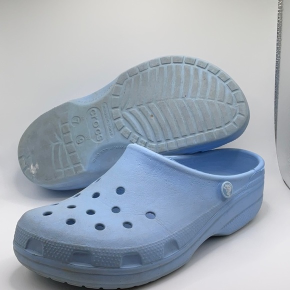 LADIES BLUE CROCKS 9W - Picture 2 of 5